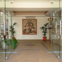 daphne hotel apartments