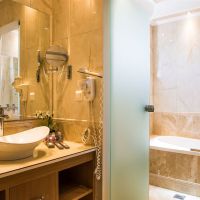 antigoni beach hotel & suites