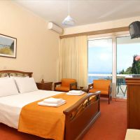 alexandros hotel