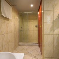 ariti grand hotel