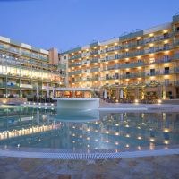 ariti grand hotel