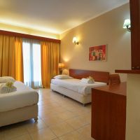 ariti grand hotel