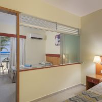 avra beach resort