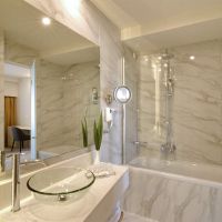 athens avenue hotel