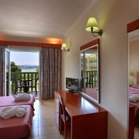 ariti grand hotel