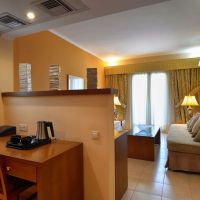ariti grand hotel