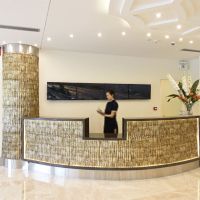 athens avenue hotel