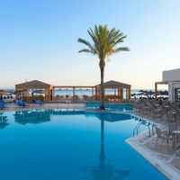 avra beach resort