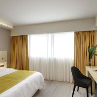 athens avenue hotel