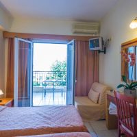 cnic hellinis hotel