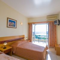 cnic hellinis hotel