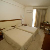 four seasons hotel glyfada