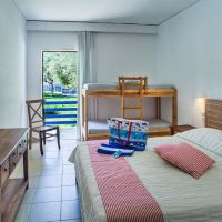 grand blue hotel eretria