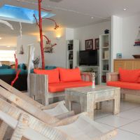 grand blue hotel eretria