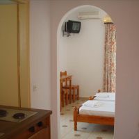 evi-ariti apartments