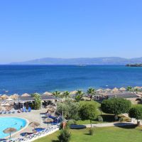 grand blue hotel eretria