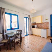 iliana apartments & hotel