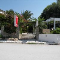 ioli apartments fourka beach
