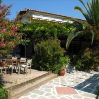 ioli apartments fourka beach