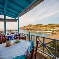 iliana apartments & hotel