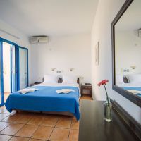 iliana apartments & hotel