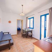 iliana apartments & hotel