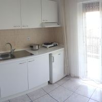 ioli apartments fourka beach