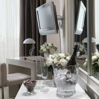 njv athens plaza