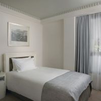 njv athens plaza