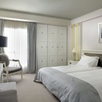 njv athens plaza