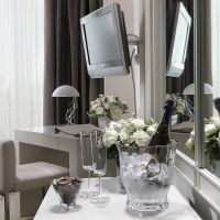 njv athens plaza
