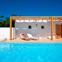 minos beach art hotel