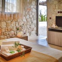 nefeli villas & suites