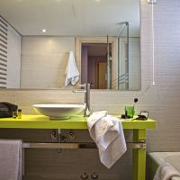 novus city hotel