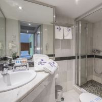 polis grand hotel