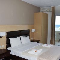 rachoni beach hotel