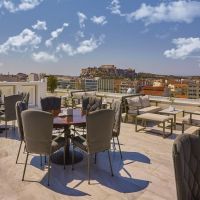 titania hotel