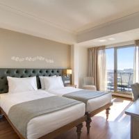 titania hotel