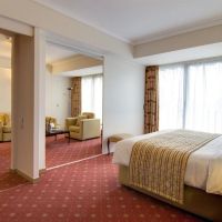 titania hotel