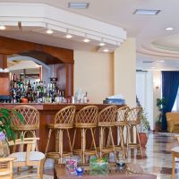 tolon holidays hotel