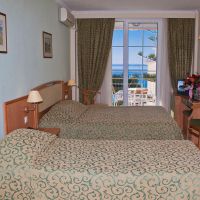 tolon holidays hotel
