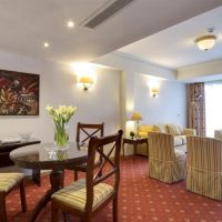 titania hotel