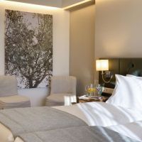 titania hotel