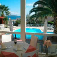 tolon holidays hotel