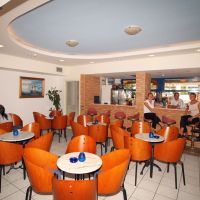 triton garden hotel