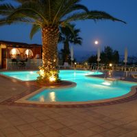 tolon holidays hotel