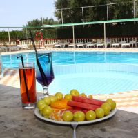 triton garden hotel