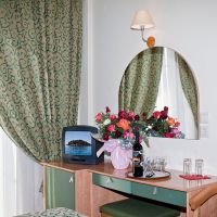 tolon holidays hotel