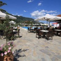 yannis hotel