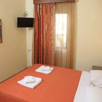 zeus hotel